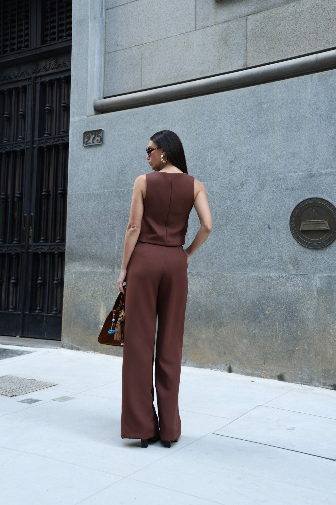 CONJUNTO DOMINIQUE - MARROM