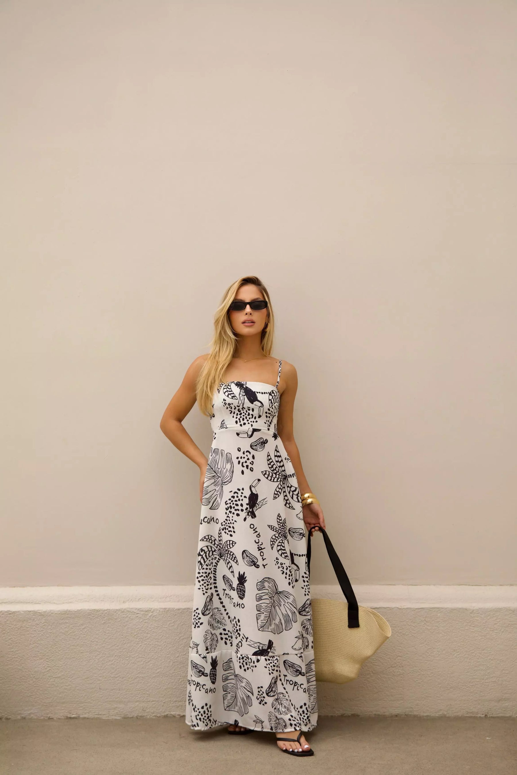 VESTIDO MEGAN - PRETO